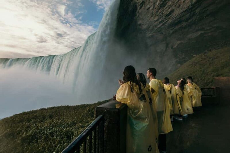 Niagara Falls Canada Tour, Boat & Maple Tasting  USA Pickup - Authentic Experiences and Traveler Insights