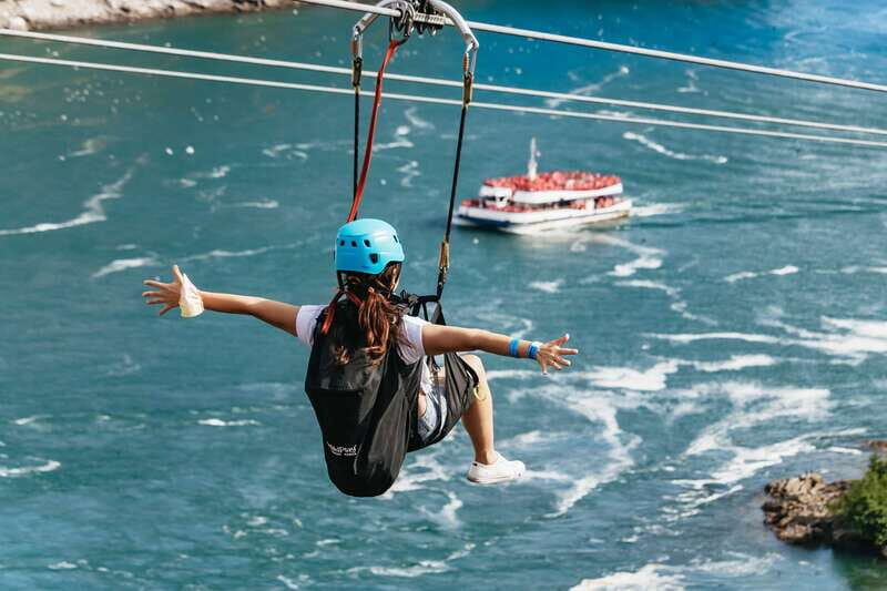 Niagara Falls, Canada: Zipline to The Falls - The Value of the Niagara Falls Zipline