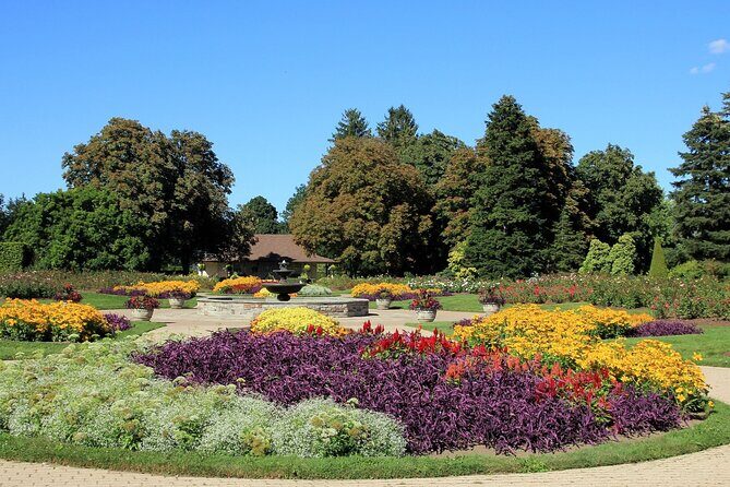 Niagara Falls Day Tour from Toronto (9 Hours) - The Charm of Niagara-on-the-Lake