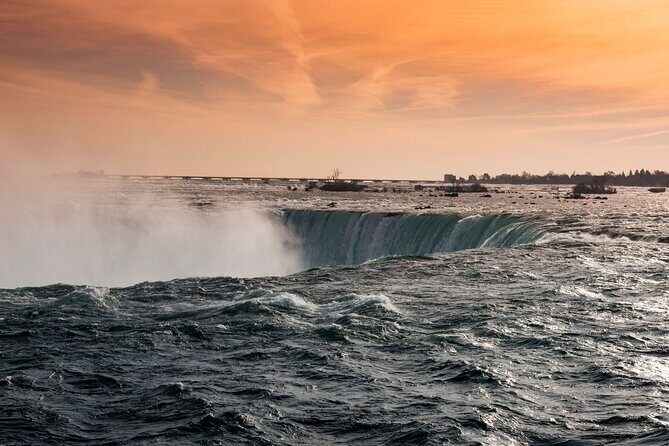 Niagara Falls Day Tour from Toronto Airport - A Detailed Look at the Niagara Falls Day Tour