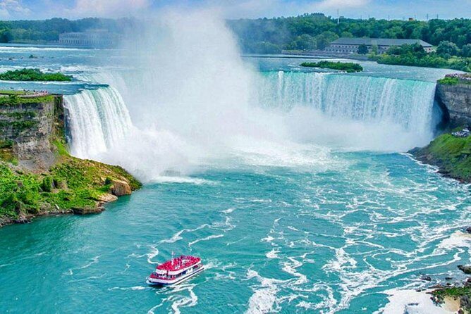 Niagara Falls Day Tour from Toronto - A Closer Look at the Tour Experience
