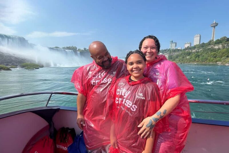 Niagara Falls Exclusive Walking Tour: Voyage to the Falls - Key Points