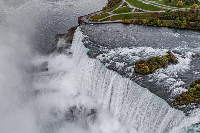 Niagara Falls Express Tour, Maid of the Mist and Trolley Tickets - A Close Look at the Niagara Falls Express Tour