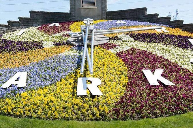 Niagara Falls Guided Vehicle Tour Canada - Exploring the Highlights of the Niagara Falls Guided Vehicle Tour