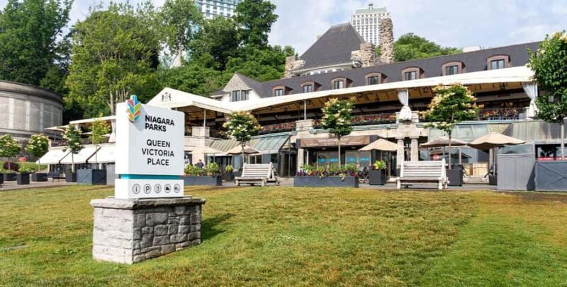 Niagara Falls: Light up the Falls + Dinner Walking Tour - FAQ