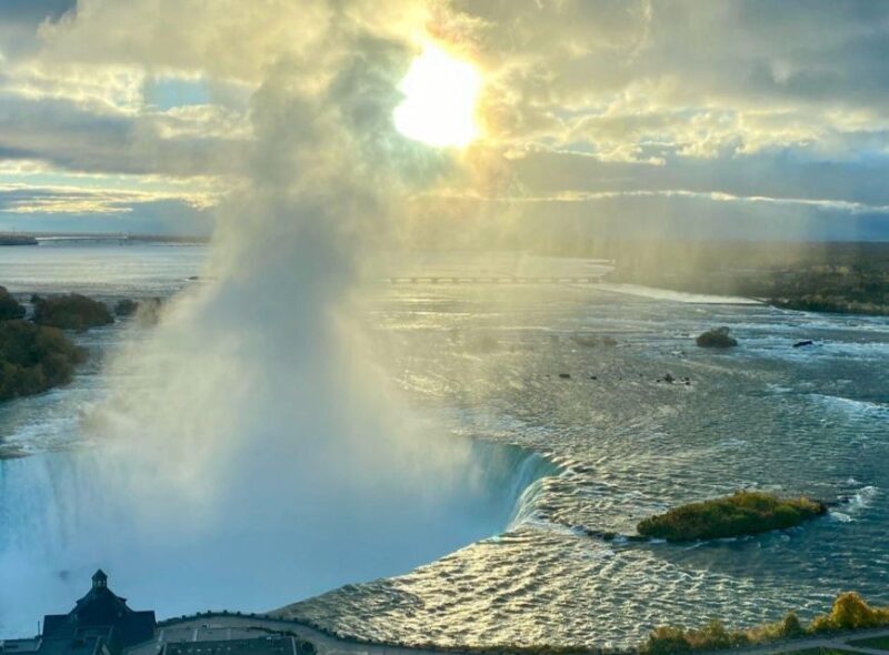 Niagara Falls: Luxury Private Tour with Winery stop - Authentic Experiences and Genuine Value