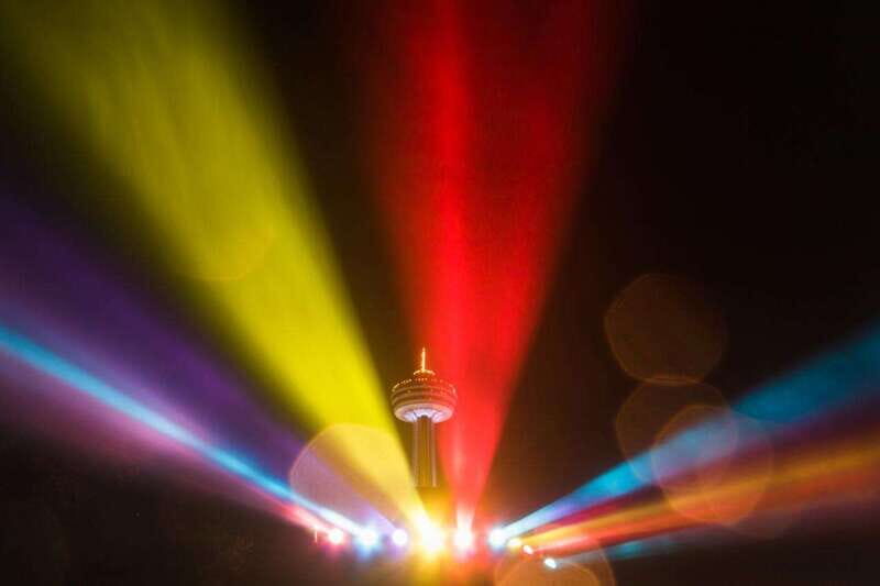 Niagara Falls: Night Tour w/ 3 Course Dinner & Light Show - Key Points
