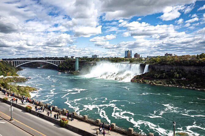 Niagara Falls Private Day Tour with Hornblower Cruise from GTA - FAQ