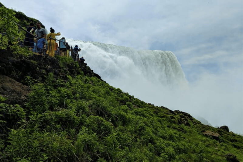Niagara Falls: Private Tour with Maid of the Mist - An In-Depth Look at the Niagara Falls Private Tour