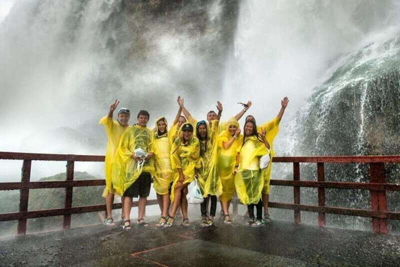 Niagara Falls: USA and Canada Tour with Boat Cruise + Lunch - Who Is This Tour Best For?
