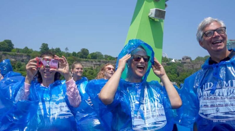 Niagara Falls USA: Cave of the Winds & Maid of the Mist Ride - Key Points