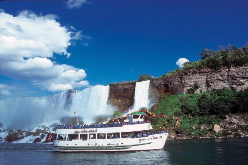 Niagara Falls, USA: Day & Night Small Group Tour with Dinner - The Sum Up