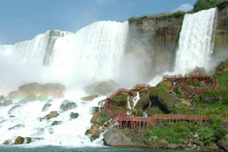 Niagara Falls, USA: Day & Night Small Group Tour with Dinner - FAQs