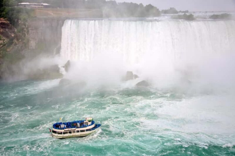 Niagara Falls, USA: Illumination Tour with Maid of the Mist - The Sum Up