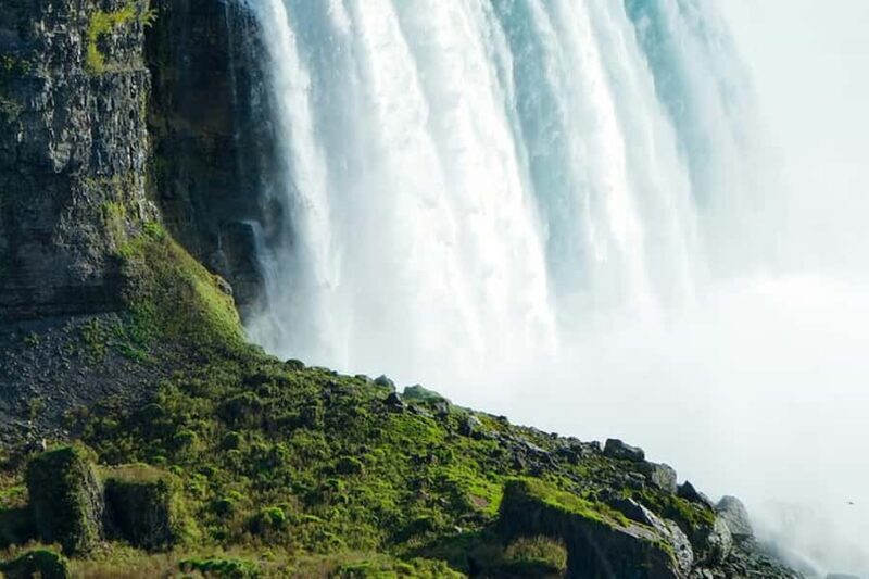 Niagara Falls USA: Niagara in a Glimpse with Boat & More - FAQ