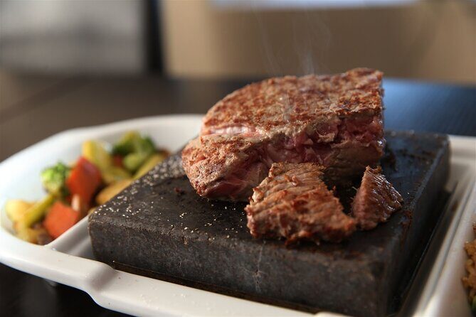 Niagara Falls USA Night, Lights & Dinner - An In-Depth Look at the Tour Experience