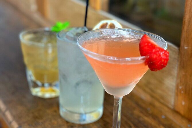 Niagara-on-the-Lake Early Afternoon Wine, Cheese and Spirits Tour - In-Depth Look at the Niagara-on-the-Lake Wine, Cheese, and Spirits Tour