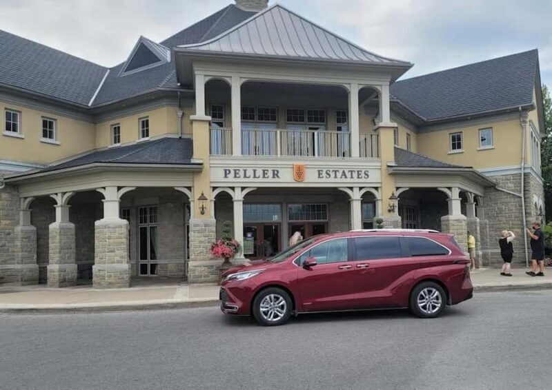 Niagara-on-the-Lake: Private vehicle Wine Tour with Tastings - Key Points