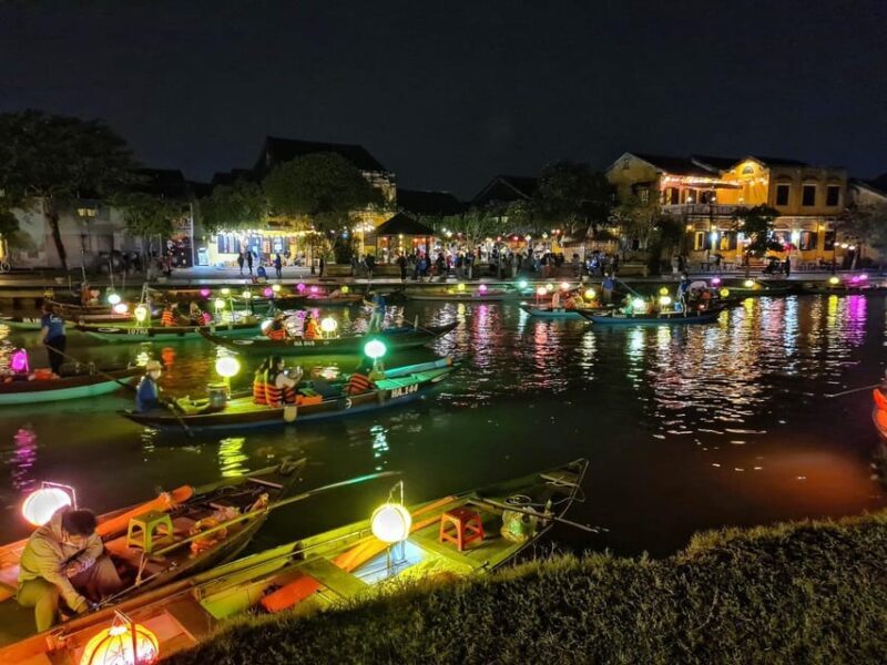 Night Boat Trip and Floating Lantern on Hoai River Hoi An - The Value of the Experience