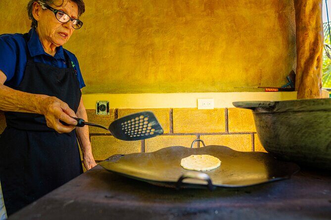 Night Hike La Fortuna - Night Hiking Trip in Arenal - An In-Depth Look at the Night Hike Experience