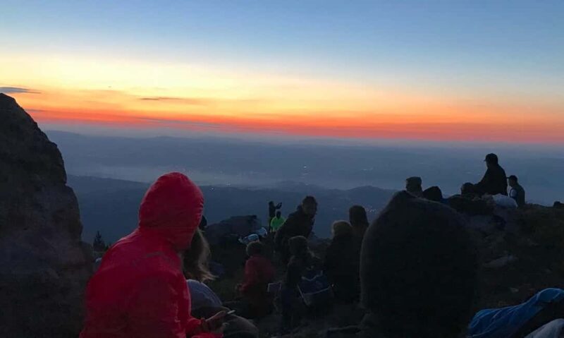 Night hike with guide to enjoy Marão mountain sunrise - FAQs