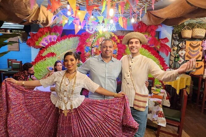 Night Out Experience (360 Panoramic Views + Folklore Show) - In-Depth Look at the Night Out Experience in Panama City