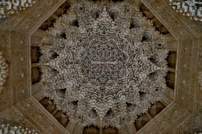 Night Tour of Alhambra and the Nasrid Palaces - Weather Considerations