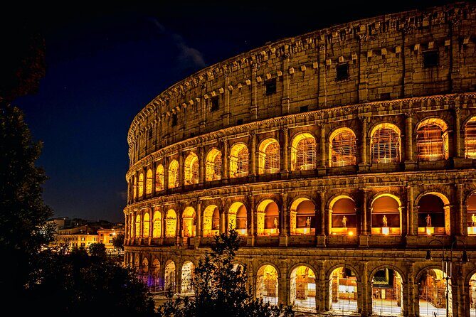Night Tour of Rome with Local Pizza Dinner and Gelato Experience - Who Should Choose This Tour?