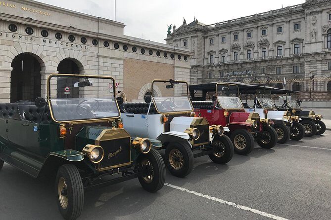 ( Night Tour ) With Private Guide + wine or prosecco - An Authentic Night Ride through Vienna