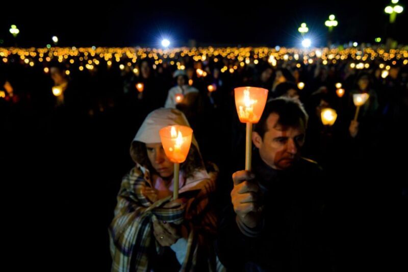 Night Trip to Fátima + Candlelight Procession - Exploring the Fátima Night Tour: What You Can Expect