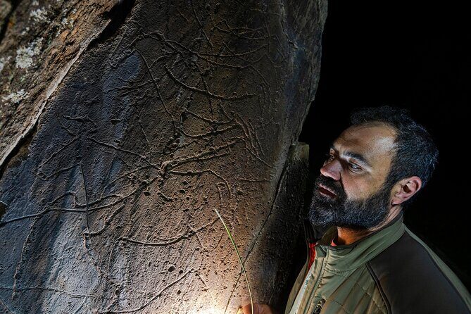 Night Visit to the Engravings of Foz Côa in 4x4 between DOURO and CÔA - A Nighttime Journey to Portugal’s Ancient Côa Valley Engravings