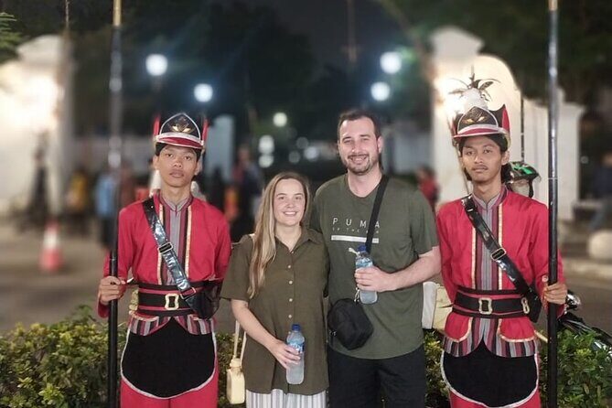 Night Walking Tour-Malioboro street food with guide at Yogyakarta - FAQ