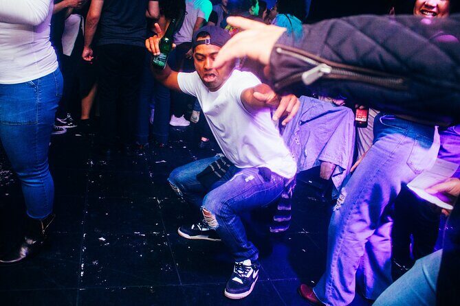 Night Walking Tour through the Bars of the Augusta Street - Key Points