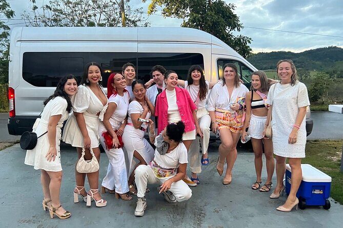 Nightlife Adventure La Placita Calle Cerra La factoría La Perla - Key Points