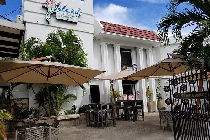 Nightlife in Montego Bay Lounge 2727 Club Elevate Pier 1 - FAQ