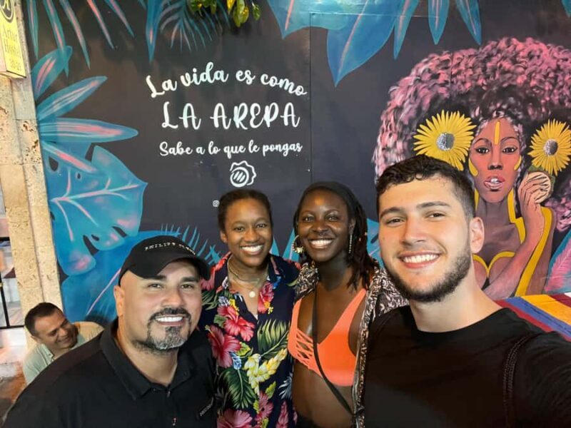 Nightlife Pub crawl in Cartagena - Key Points