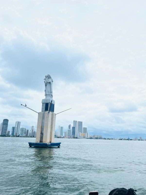 Nightlife: sunset boat party + tour of the old town - Key Points