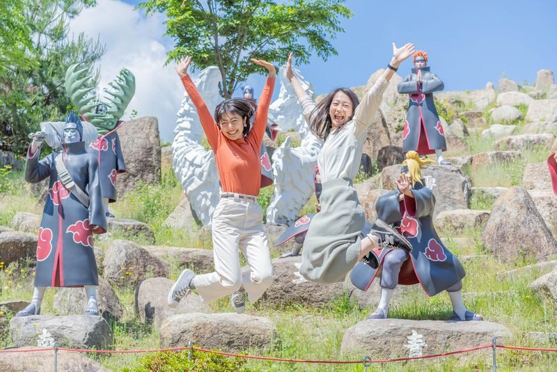 Nijigen no Mori Day Trip from Osaka with Light Ticket & Lunch Coupon - Lunch and the value of the coupon