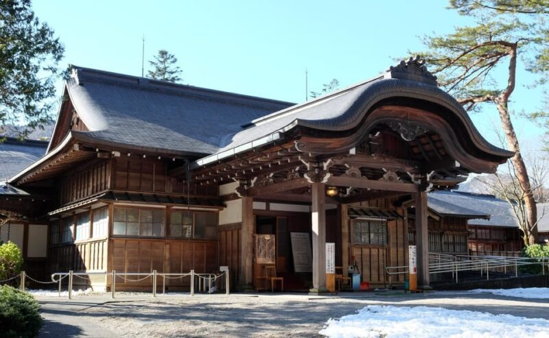 Nikko: Private Sightseeing Day Tour with Driver & Transport - What Makes This Tour Stand Out?