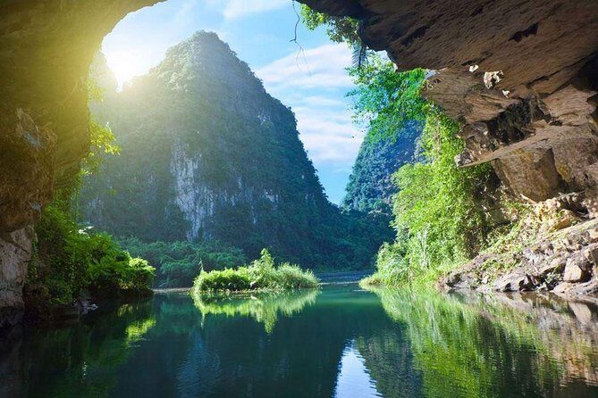 Ninh Binh - Bai Dinh Pagoda - Trang An Landscape Complex - Mua cave 1 Day Tour - Practical Details and Tips