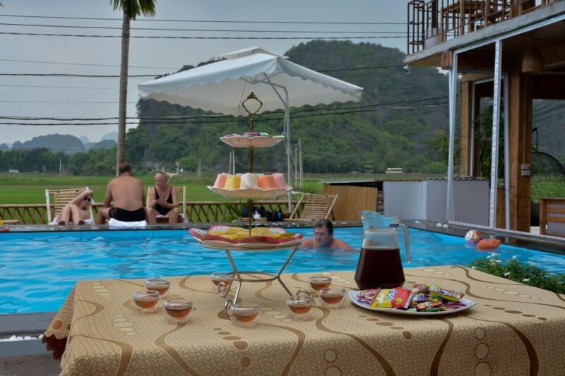 Ninh Binh Daily: Hoa Lu, Mua Cave, Tam Coc, Bike & Swimming - FAQ