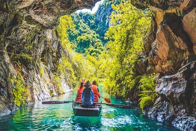Ninh Binh Day Tour to Hoa Lu Trang An Mua Cave with Buffet Lunch - Experience the Best of Ninh Binh: Hoa Lu, Trang An, and Mua Cave in One Day
