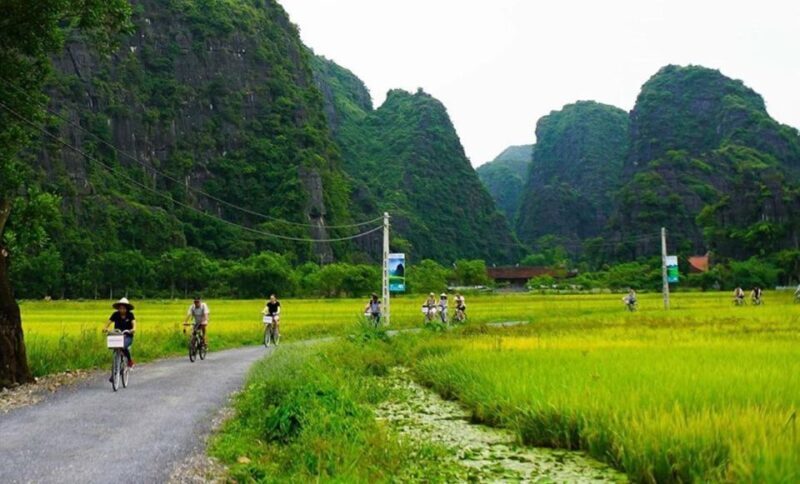 Ninh Binh Full Day Hoa Lu Tam Coc Mua Cave Tour Buffet, Boat - FAQ