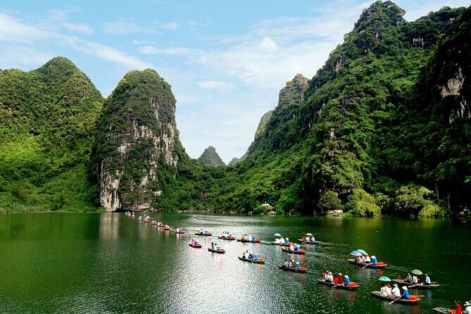 Ninh Binh full day-Hoa Lu temple & biking, Tam Coc boat trip, Dragon mountain - The value of this tour: what you get for the price