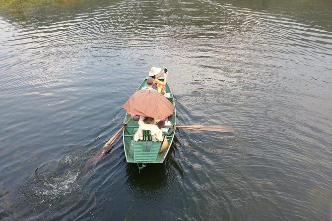 Ninh Binh Full Day Tour From Hanoi: Hoa Lu - Trang An - Mua Cave - Exploring Hoa Lu: The Heart of Ancient Vietnam