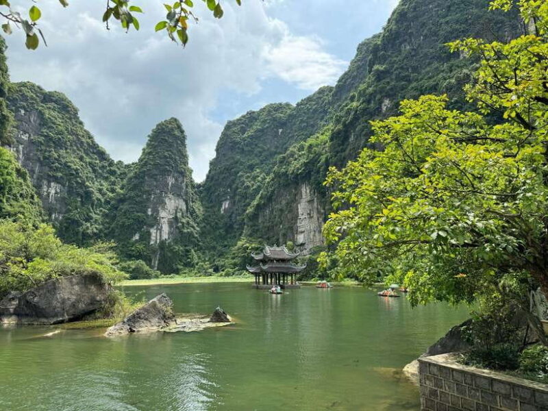 Ninh Binh Gateway: Unforgetable Experience Full Day Tour - Key Points