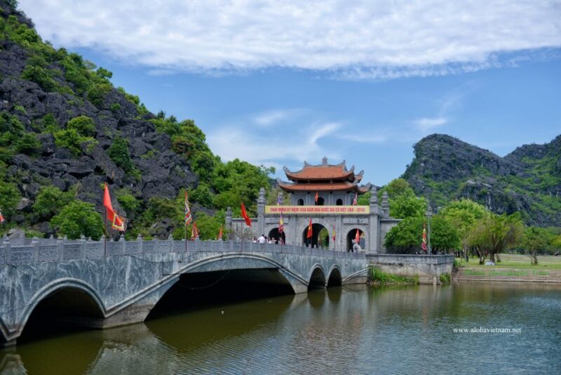 Ninh Binh: Hoa Lu, Mua Cave, and Trang An Tour and Boat Ride - Who Should Consider This Tour?
