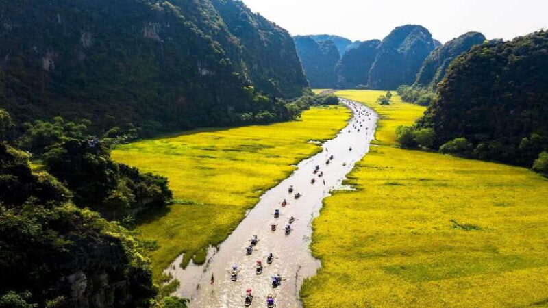 Ninh Binh: Hoa Lu Mua Cave Trang An on Limousine and Cycling - The Sum Up