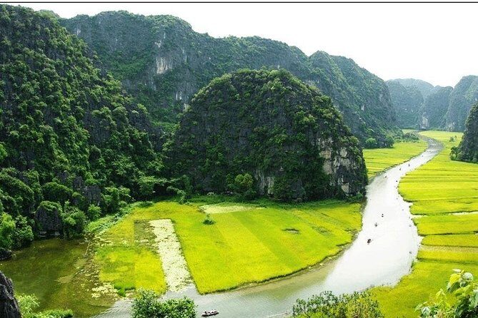 Ninh Binh-Hoa Lu-Tam Coc - Mua cave - Dragon Mountain Hiking 1 Day Tour - Who Will Enjoy This Tour?