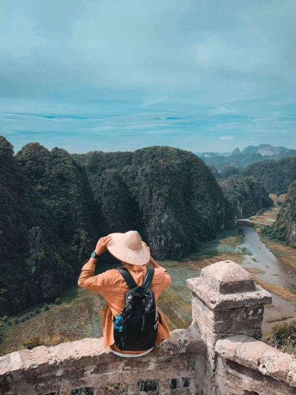 Ninh Binh Luxury: Bai Dinh, TrangAn, Mua Cave, Limousine Bus - Discover the Serenity of Ninh Binh in Style